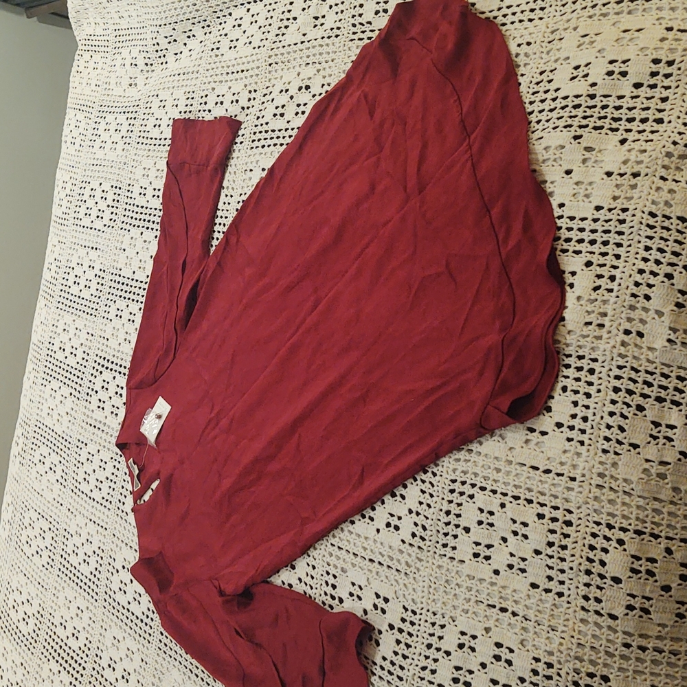 Pleione red dress